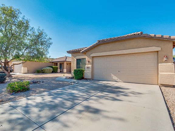 3rd image of 42282 W Desert Fairways Dr