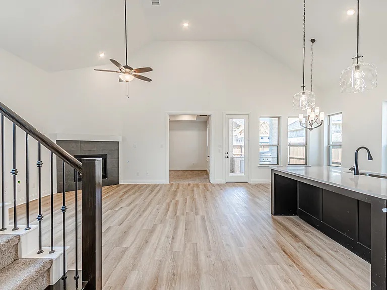 3125 Casa Blanca St — Photo 24