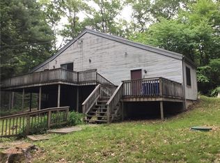 448 Robin Hollow Rd, West Greenwich, RI 02817