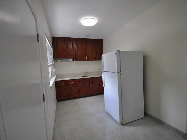 3371A Keanu St #1 — Photo 3