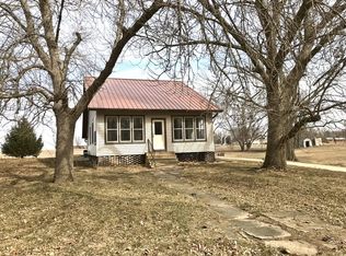 412 W Maple St, Malden, IL 61337