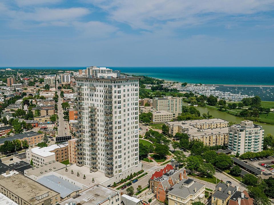 1st image of 1313 N Franklin PLACE #803