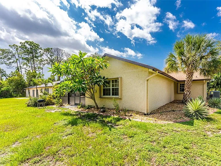 18407 Avon Ave — Photo 40