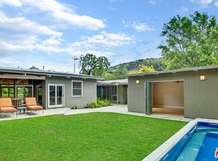 14470 Glorietta Dr, Sherman Oaks, CA 91423