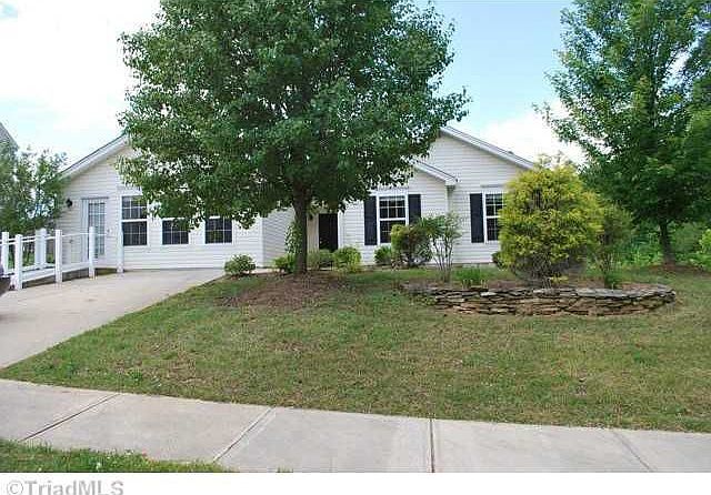 1st image of 1937 Briar Run Dr