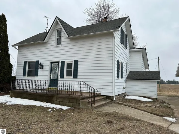 3119 W Jordan Rd, Weidman, MI 48893