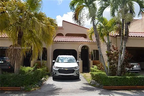 3932 Estepona Ave #7D5 Photo 1