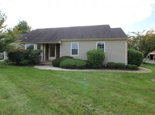 3D John Adams Ct, Monroe Township, NJ 08831