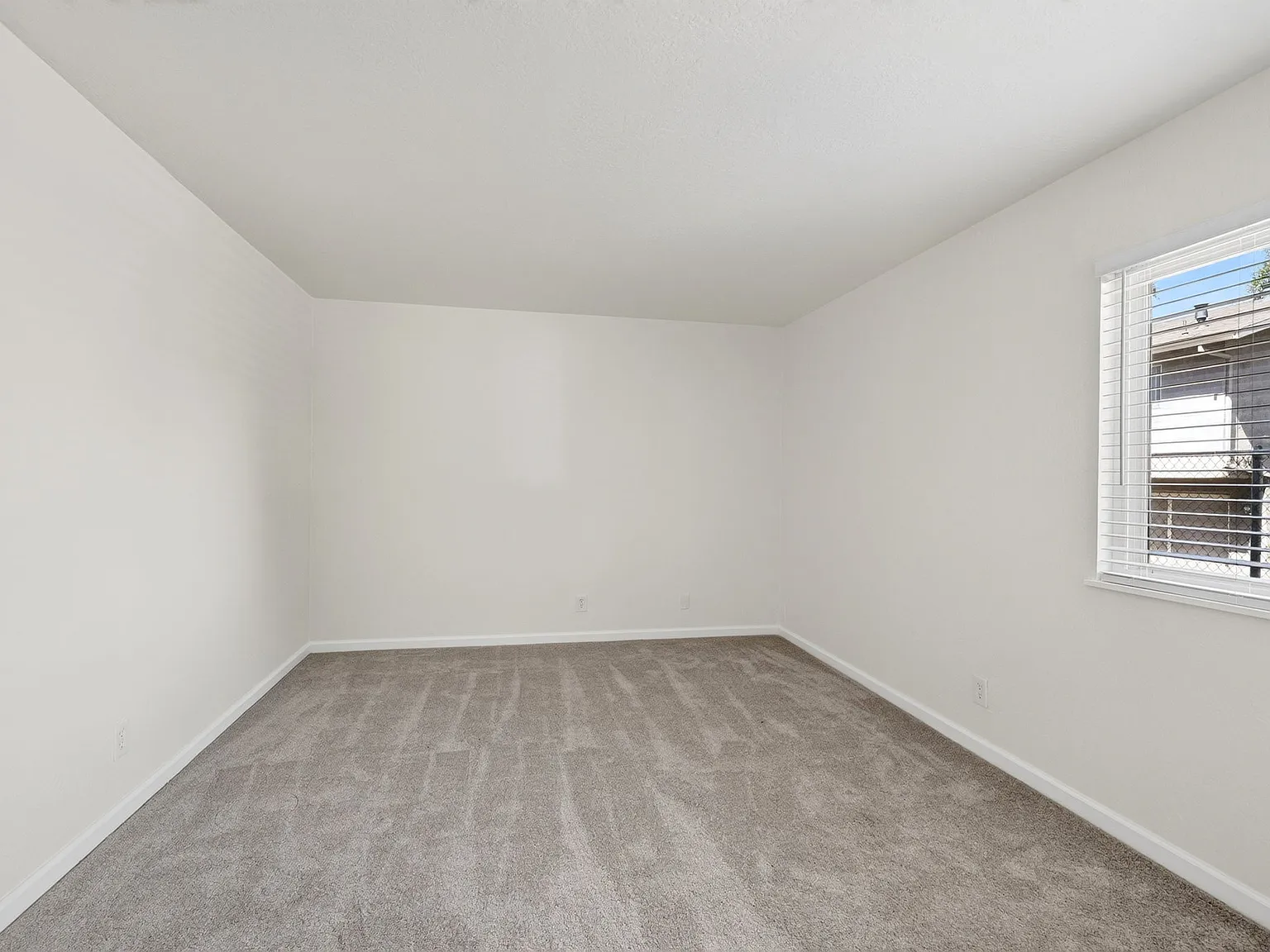 1 bed, $1,695 — Photo 4