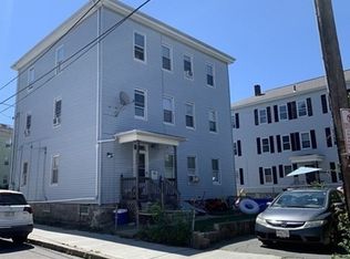 86 Fulton St, Fall River, MA 02720
