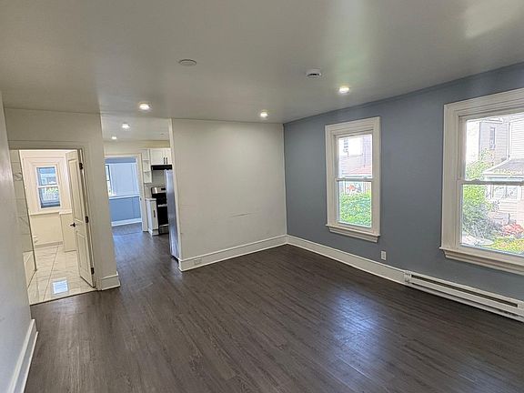 4th image of 1842 Boas St APT 2