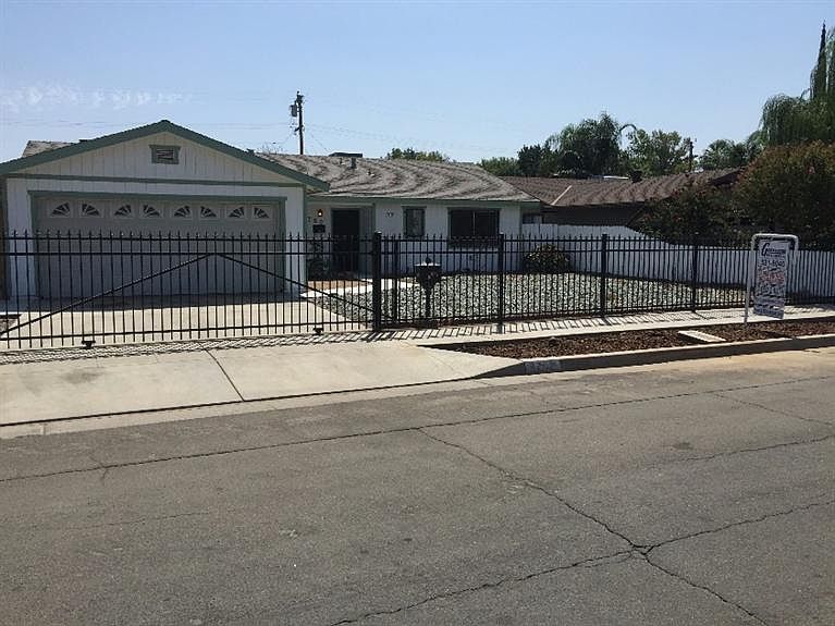 1st image of 4782 E McKenzie Ave