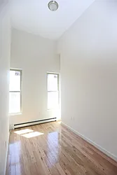 Rented by Gabriel Troncoso, LREB