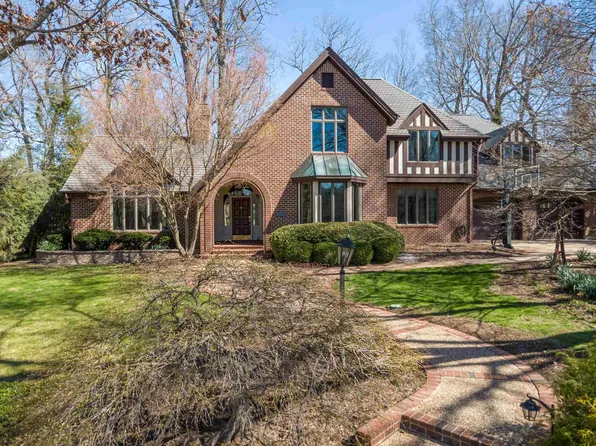 3004 Wakefield Dr, Blacksburg, VA 24060