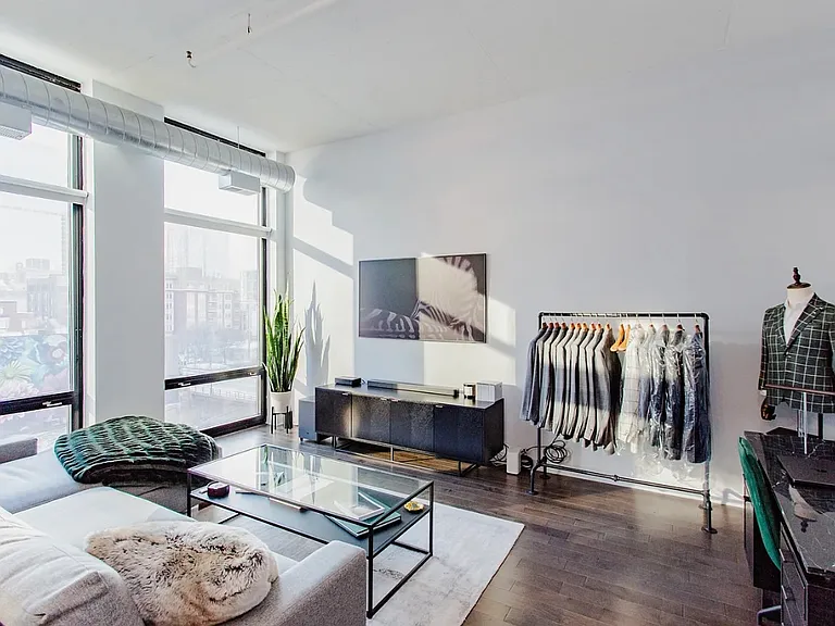 740 W Fulton St #511 — Photo 5