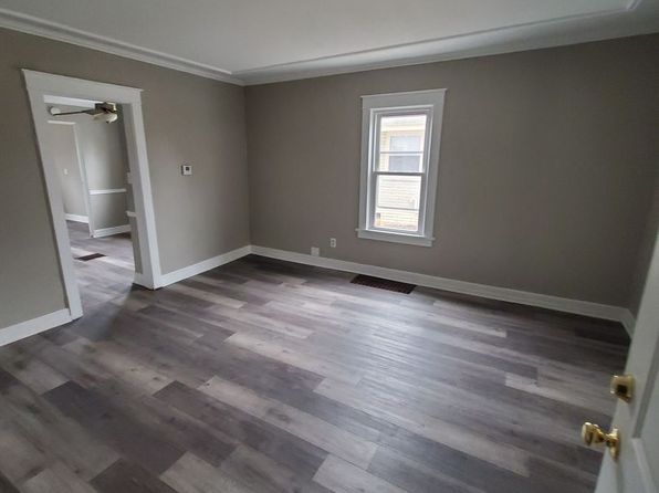 418 Lemira Ave APT 1