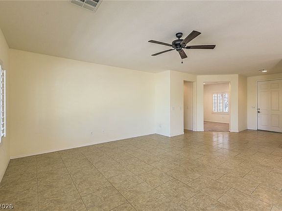4th image of 2276 Saxtons River Rd