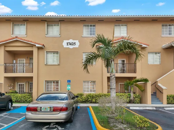 17425 NW 75th Pl APT 106, Hialeah, FL 33015