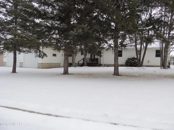 108 McLaughlin St, Watertown, SD 57201