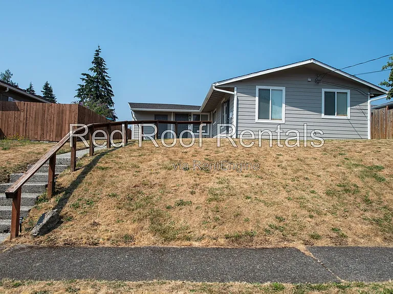 6726 S D St — Photo 4