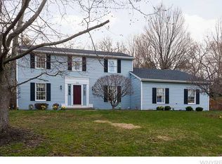 154 Kirkwood Dr, East Aurora, NY 14052