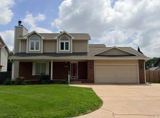 2022 N Amarado St, Wichita, KS 67212