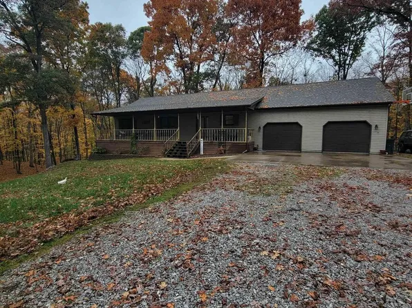 13240 E Smith Rd, Mount Vernon, IL 62864