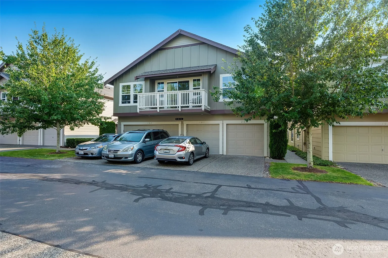 4678 Wade Street #201 photo 1
