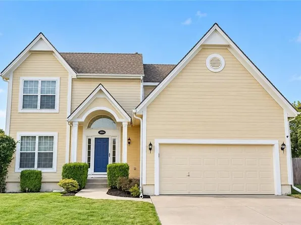18994 W 163rd Ct, Olathe, KS 66062