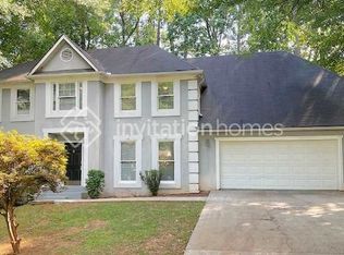 1166 Kings Arm Ct, Lawrenceville, GA 30043