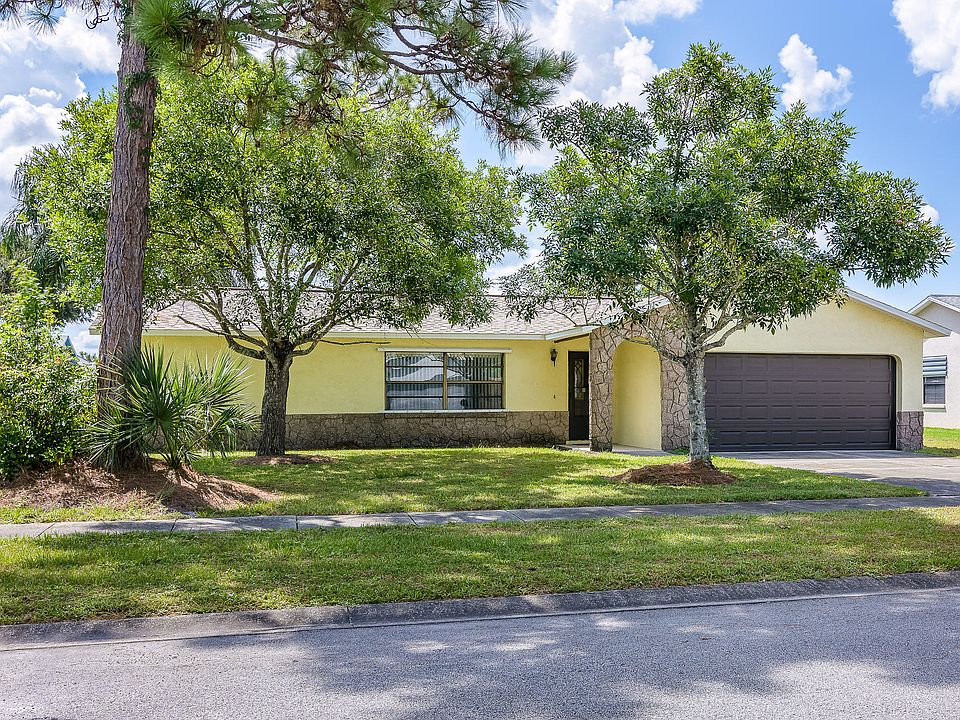 1st image of 306 Cinnamon Lake Cir
