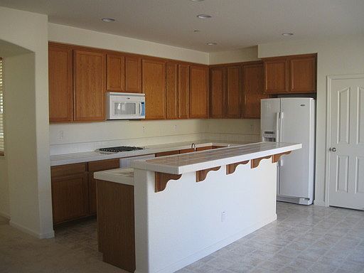2nd image of 2795 Shoemaker Ct