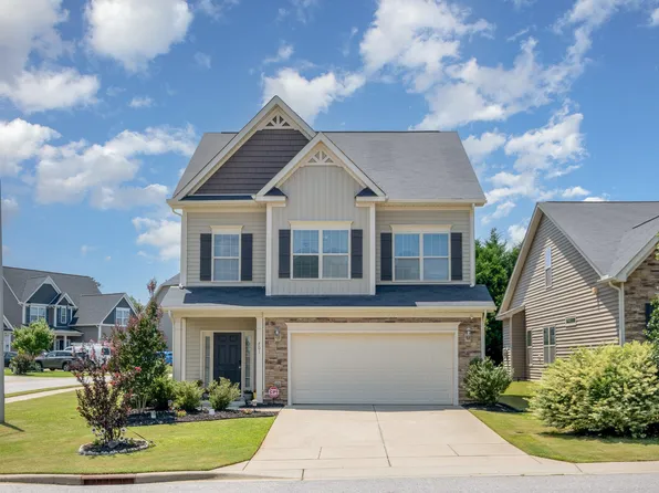 701 Laurel Spring Dr, Fuquay Varina, NC 27526