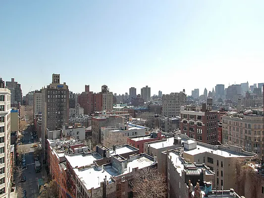 Sold by Sotheby's International Realty | media 31