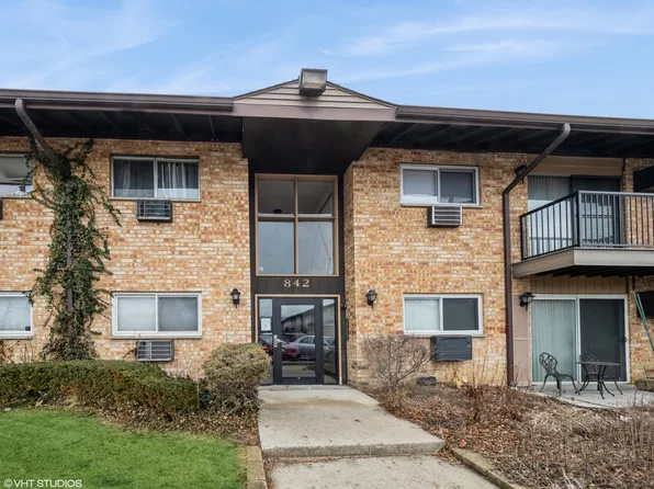 842 E Old Willow Rd APT 102, Prospect Heights, IL 60070
