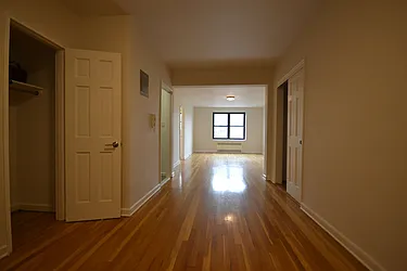 Rented by Silverstein Collection LLC 