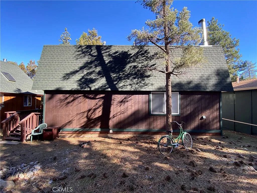 3 bed, 1248 sqft, $2,300 — Photo 4