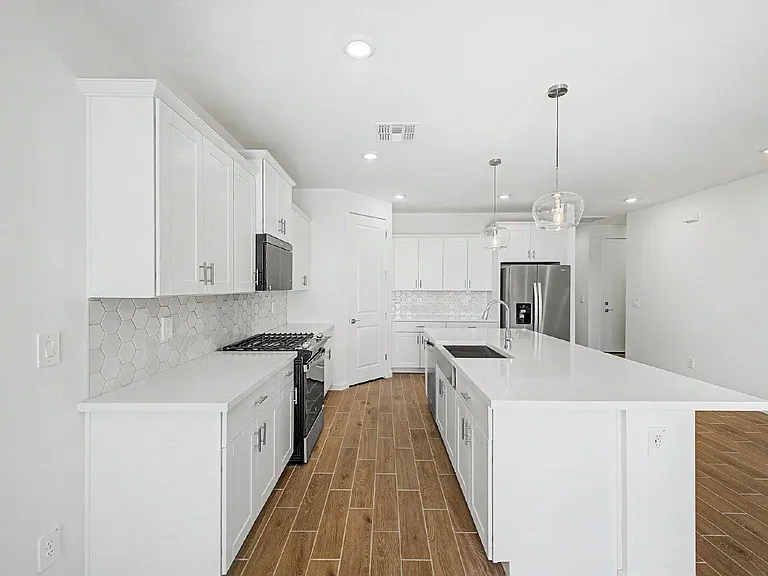 17737 W Illini St — Photo 12