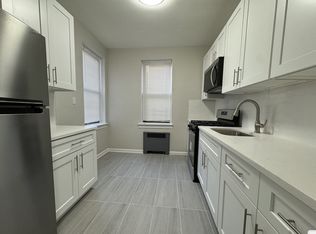 318 Union St #1, Jersey City, NJ 07304