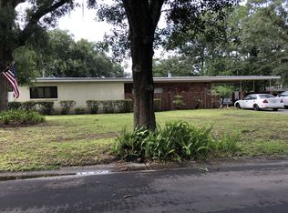 616 Courtney Dr, Temple Terrace, FL 33617