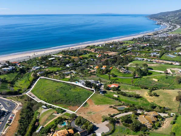 30311 Morning View Dr, Malibu, CA 90265