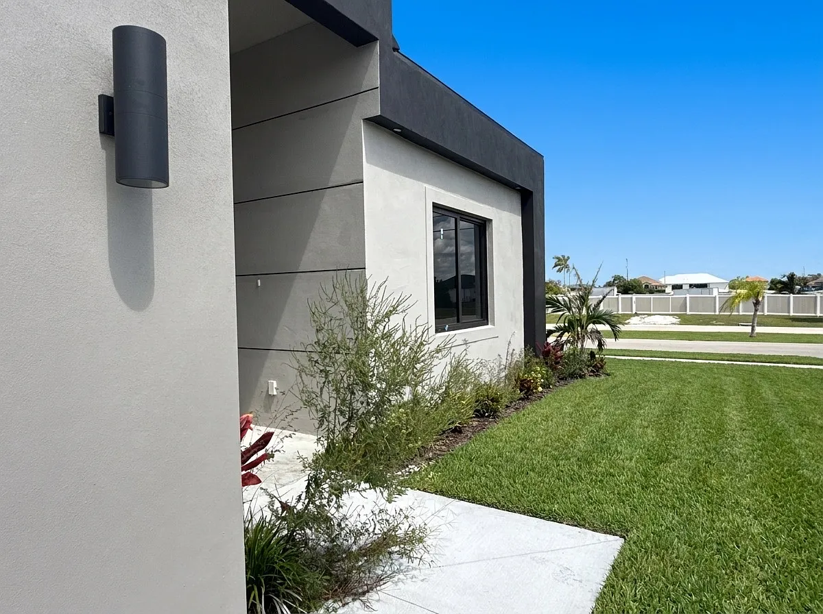 3046 NW 41st Pl — Photo 4
