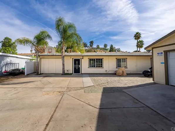 8747 Railroad Ave, Santee, CA 92071