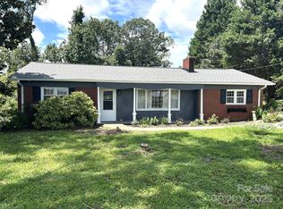 1526 Chase High Rd, Forest City, NC 28043