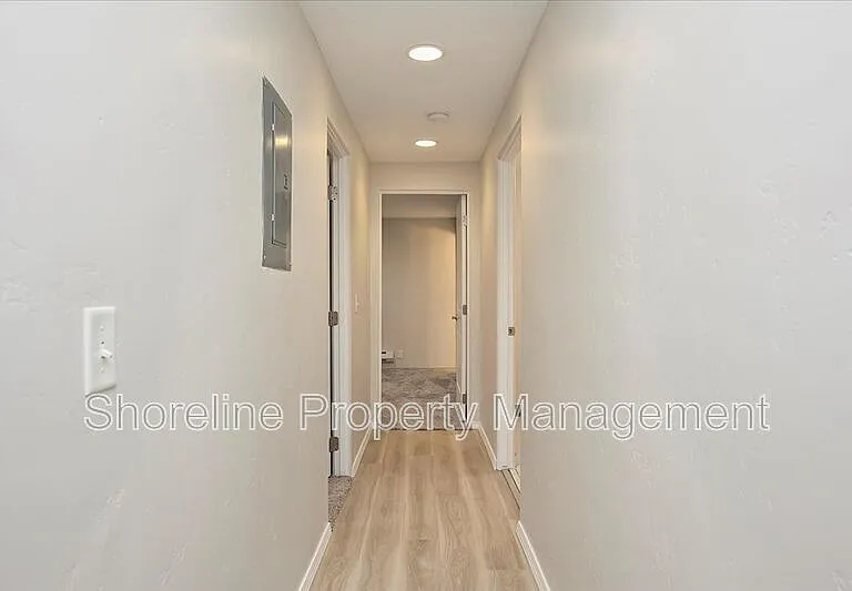 2085 W Brittany Ln #101 — Photo 19