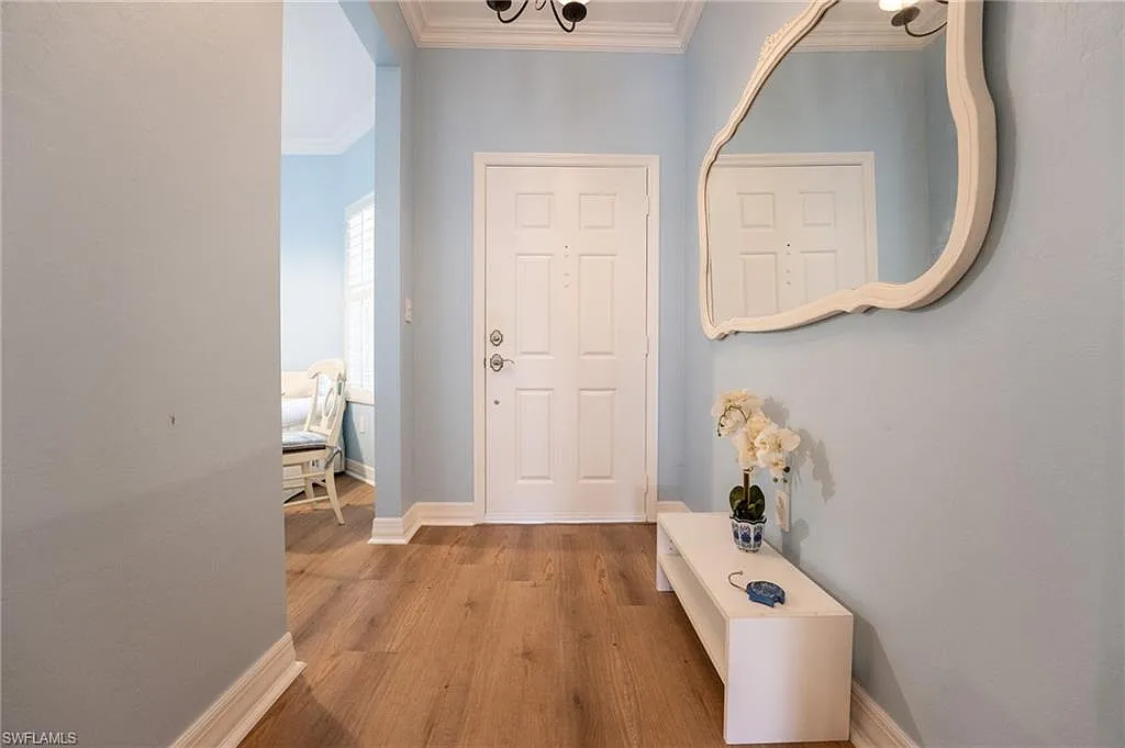 2 bed, 2.0 bath, 1344 sqft, $10,000 — Photo 2
