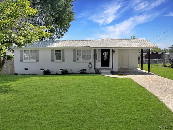 2805 21st Ave, Northport, AL 35476