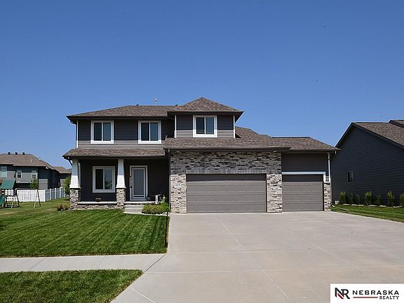 3rd image of 6616 S 199th St