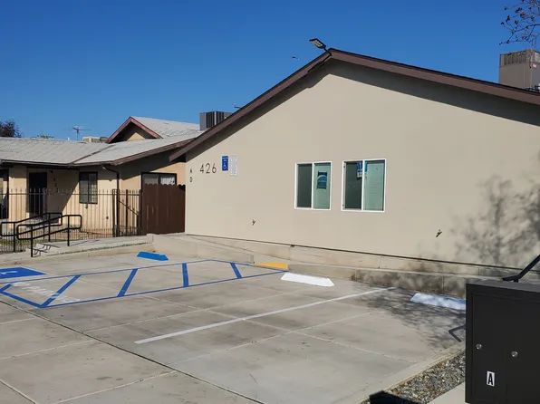 426 Dover Pl #D, Delano, CA 93215