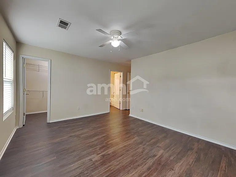 3906 Jack Pine Ct — Photo 10